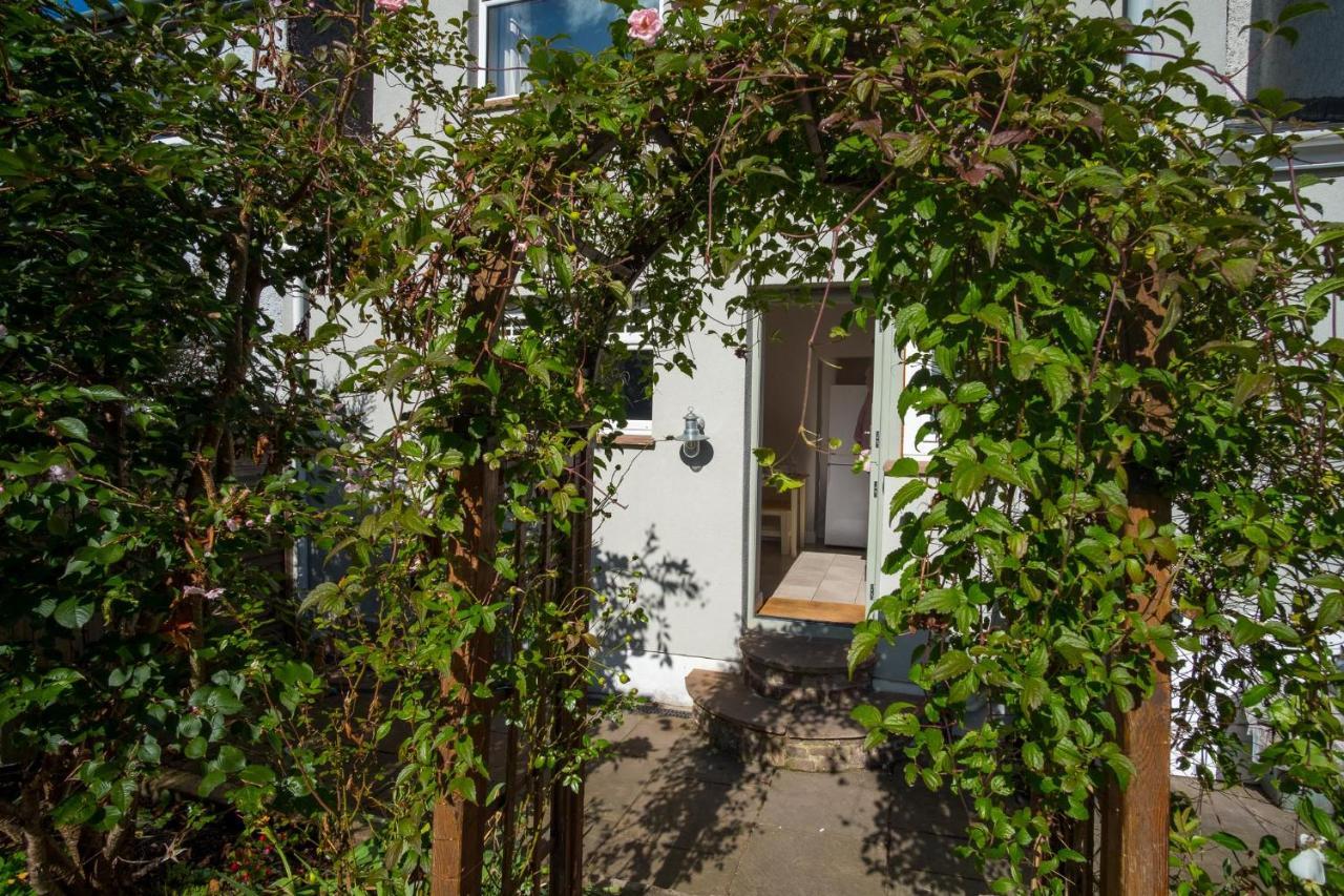 Holiday home Tysylfaen Brecon Beacons Llangenny